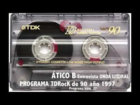 Casete con una etiqueta que identifica la entrevista de Onda Litoral de 1997